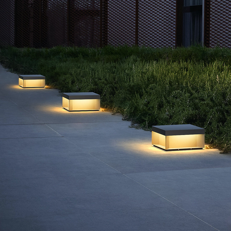 Solar Garden Light